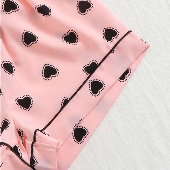 New Pink Heart Pajama Shorts Set - Picture 4 of 5